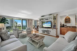 4551 Gulf Shore Blvd N, Naples, FL 34103 - Photo 7