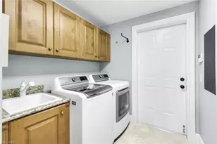 9225 Museo Cir, Naples, FL 34114 - Photo 31