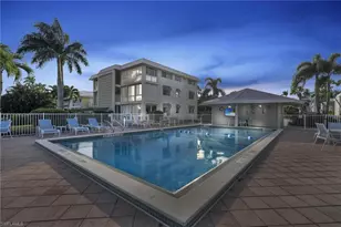 2100 Gulf Shore Blvd N, Naples, FL 34102 - Photo 5