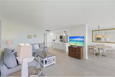 2316 Gulf Shore Blvd N #411, Naples, FL 34103 - Photo 5