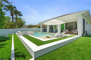 1100 Steeves Ave, Naples, FL 34104 - Photo 11