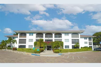 5 High Point Cir W #301, Naples, FL 34103 - Photo 47