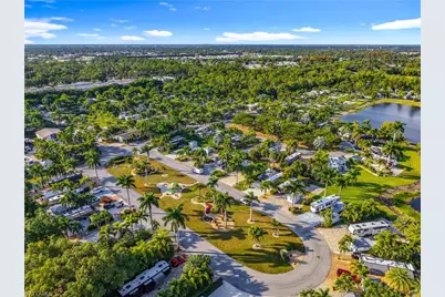 10141 Shadowood Ct, Fort Myers, FL 33905 - Photo 35