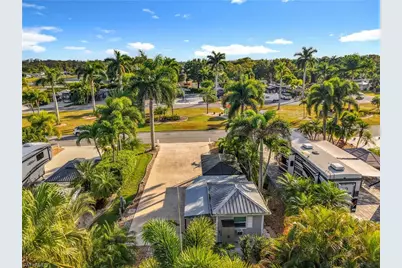 10141 Shadowood Ct, Fort Myers, FL 33905 - Photo 25