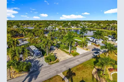 10141 Shadowood Ct, Fort Myers, FL 33905 - Photo 39