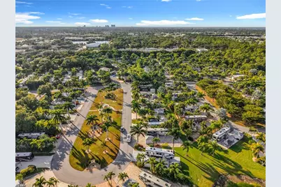 10141 Shadowood Ct, Fort Myers, FL 33905 - Photo 31