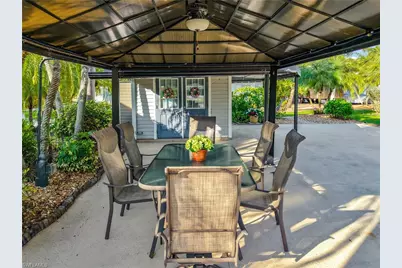 10141 Shadowood Ct, Fort Myers, FL 33905 - Photo 11