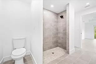 55 Wilmington Pkwy, Cape Coral, FL 33993 - Photo 13