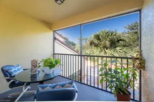 7925 Preserve Cir, Naples, FL 34119 - Photo 17