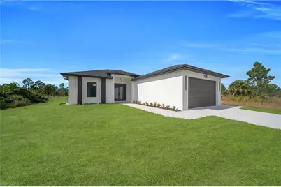 704 Holmes Ave, Lehigh Acres, FL 33974 - Photo 23