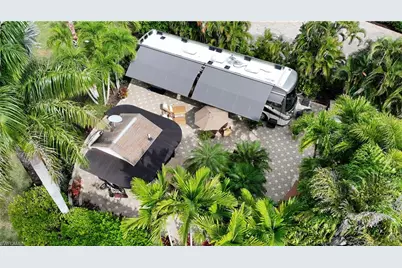 4662 Southern Breeze Dr, Naples, FL 34114 - Photo 7