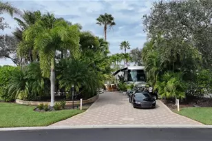 4662 Southern Breeze Dr, Naples, FL 34114 - Photo 1