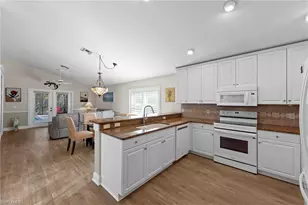 17910 Oakmont Ridge Cir, Fort Myers, FL 33967 - Photo 7