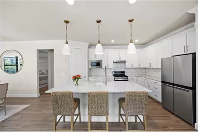 6825 Greenbriar Ct, Naples, FL 34114 - Photo 9