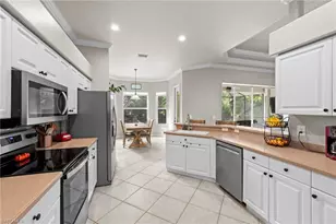 11452 Pembrook Run, Estero, FL 33928 - Photo 9