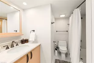 250 Park Shore Dr E, Naples, FL 34103 - Photo 27