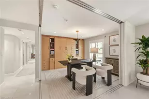 250 Park Shore Dr E, Naples, FL 34103 - Photo 15