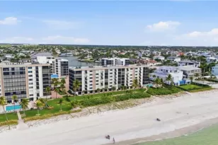 10475 Gulf Shore Dr, Naples, FL 34108 - Photo 41