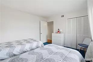 10475 Gulf Shore Dr, Naples, FL 34108 - Photo 31