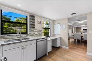 722 10th Ave S, Naples, FL 34102 - Photo 11