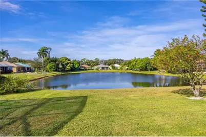 223 Stanhope Cir, Naples, FL 34104 - Photo 25