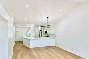 388 Belina Dr, Naples, FL 34104 - Photo 3