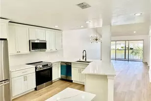 388 Belina Dr, Naples, FL 34104 - Photo 7