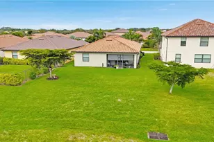 12952 Broomfield Ln, Fort Myers, FL 33913 - Photo 33