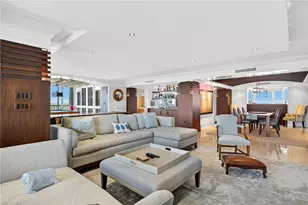 5601 Turtle Bay Dr, Naples, FL 34108 - Photo 5