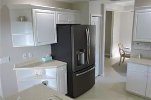 3385 Grand Cypress Dr, Naples, FL 34119 - Photo 9