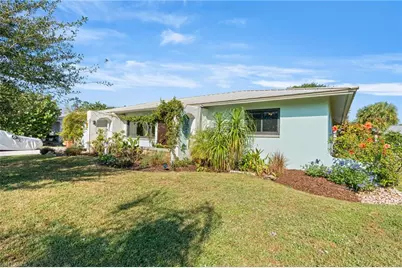 95 Cardinal Dr, North Fort Myers, FL 33917 - Photo 3