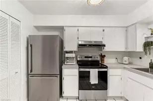 1030 13th St SW, Naples, FL 34117 - Photo 15