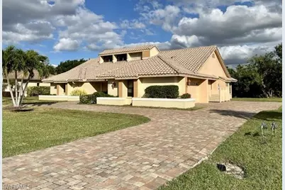 28432 Las Palmas Cir, Bonita Springs, FL 34135 - Photo 3