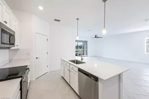 2434 Orchard St, Naples, FL 34120 - Photo 9