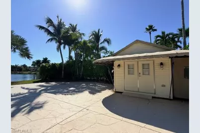 4677 Southern Breeze Dr, Naples, FL 34114 - Photo 5