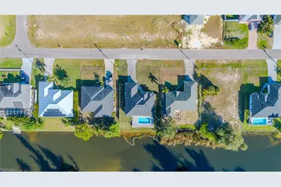 1820 SW 2nd St, Cape Coral, FL 33991 - Photo 5