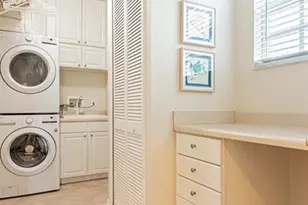 1182 Sweetwater Ln, Naples, FL 34110 - Photo 27