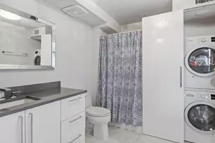 2750 Gulf Shore Blvd N, Naples, FL 34103 - Photo 25