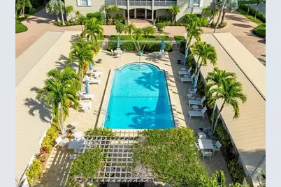 2750 Gulf Shore Blvd N #204, Naples, FL 34103 - Photo 37