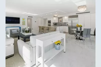 2750 Gulf Shore Blvd N #204, Naples, FL 34103 - Photo 19