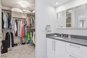 2750 Gulf Shore Blvd N, Naples, FL 34103 - Photo 23