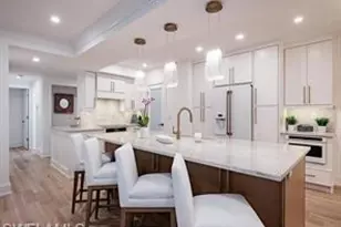 400 Park Shore Dr, Naples, FL 34103 - Photo 9