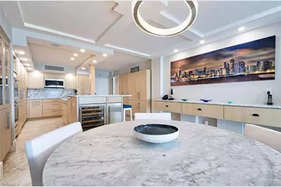 1977 Gulf Shore Blvd N #205, Naples, FL 34102 - Photo 7