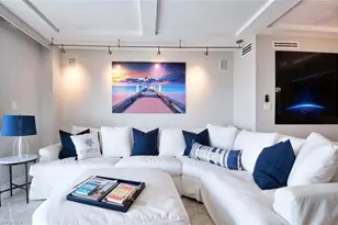 1977 Gulf Shore Blvd N, Naples, FL 34102 - Photo 3