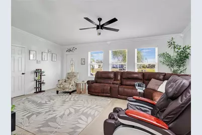 914 NE 2nd Ave, Cape Coral, FL 33909 - Photo 9