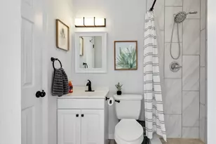 914 NE 2nd Ave, Cape Coral, FL 33909 - Photo 17