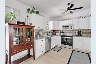 914 NE 2nd Ave, Cape Coral, FL 33909 - Photo 13