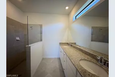 15048 Palamos Cir, Fort Myers, FL 33905 - Photo 11