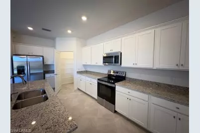 15048 Palamos Cir, Fort Myers, FL 33905 - Photo 5