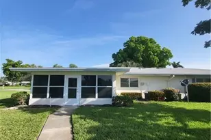 5541 Westwind Ln, Fort Myers, FL 33919 - Photo 3